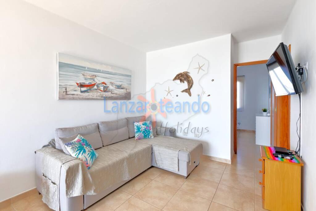 Vivienda Vacacional Dolphin Tías Eksteriør billede